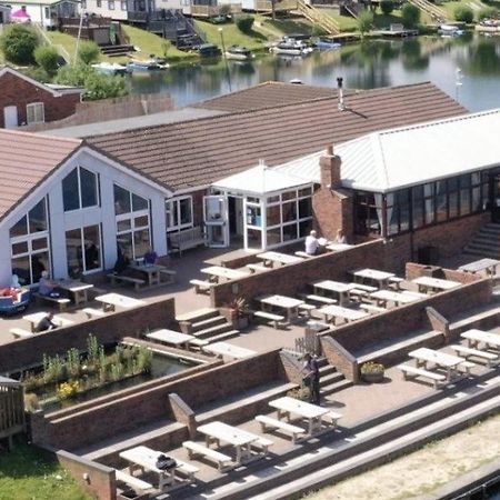 The Hygge Retreat At 7 Lakes Country Park, Lincolnshire Villa Crowle  Buitenkant foto