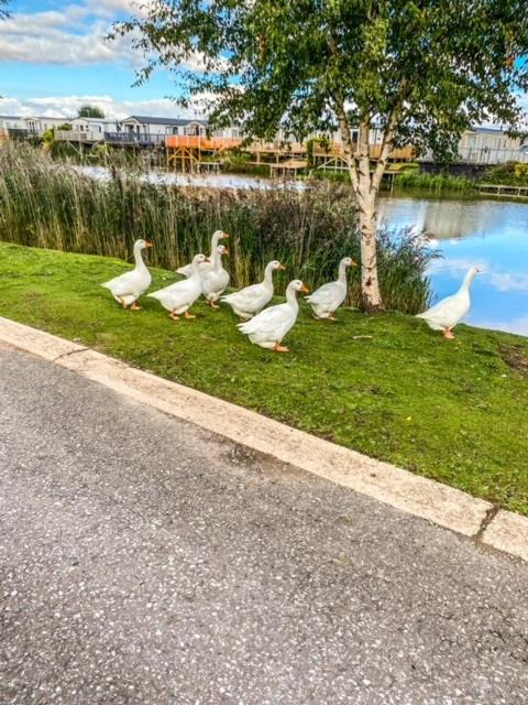 The Hygge Retreat At 7 Lakes Country Park, Lincolnshire Villa Crowle  Buitenkant foto