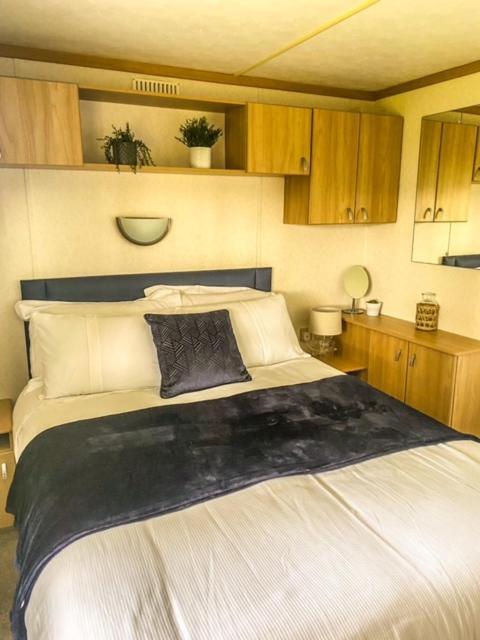 The Hygge Retreat At 7 Lakes Country Park, Lincolnshire Villa Crowle  Buitenkant foto